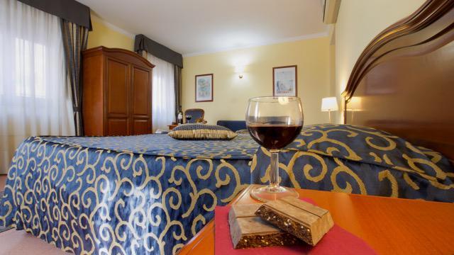 Hotel Villa Ada Pozzallo Exteriör bild